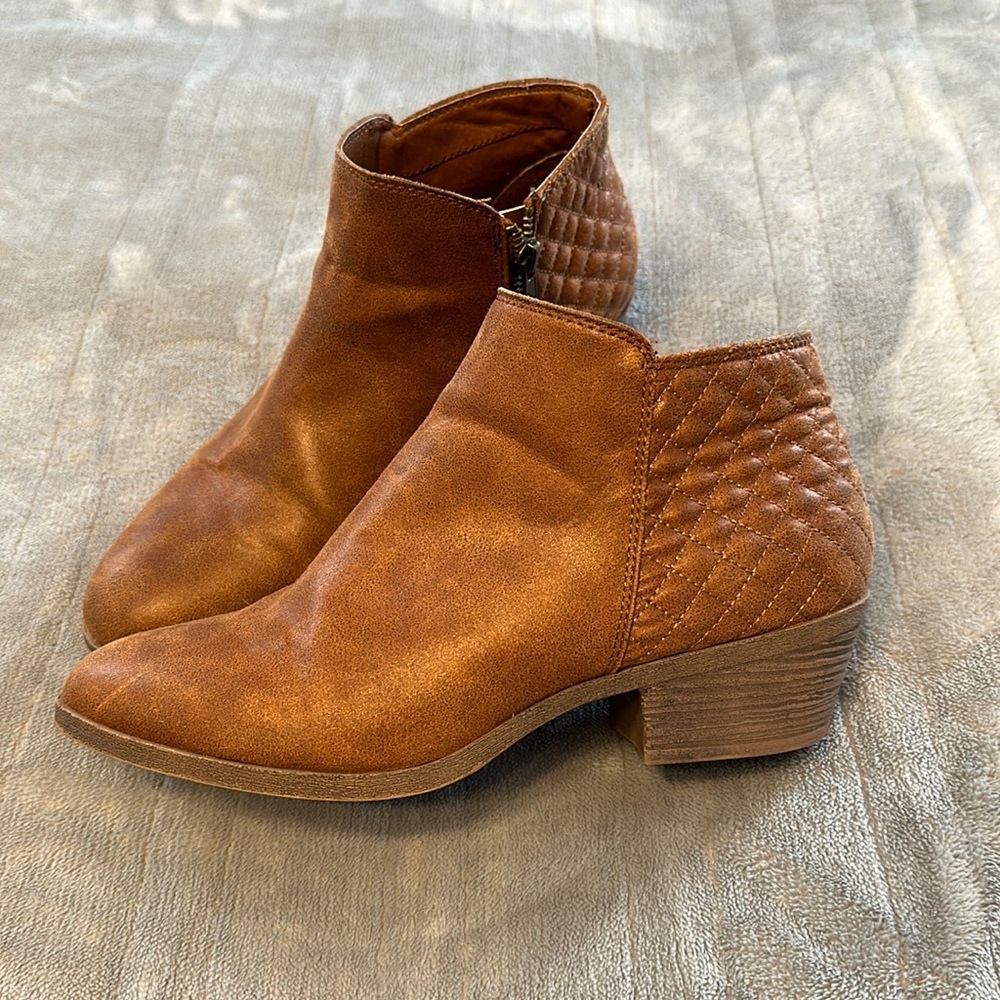 Faded Glory Women’s shoes